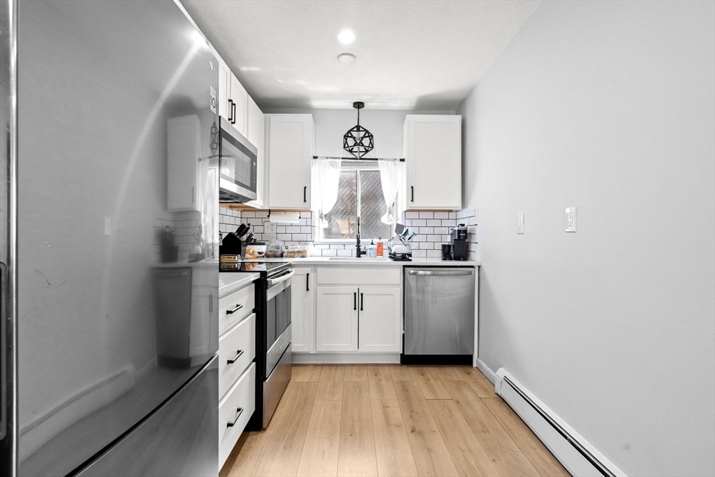 549 Adams St 4
