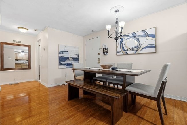 7 Park Ave 25