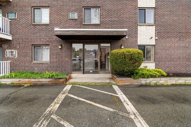 7 Park Ave #25, Revere, MA Photo #15