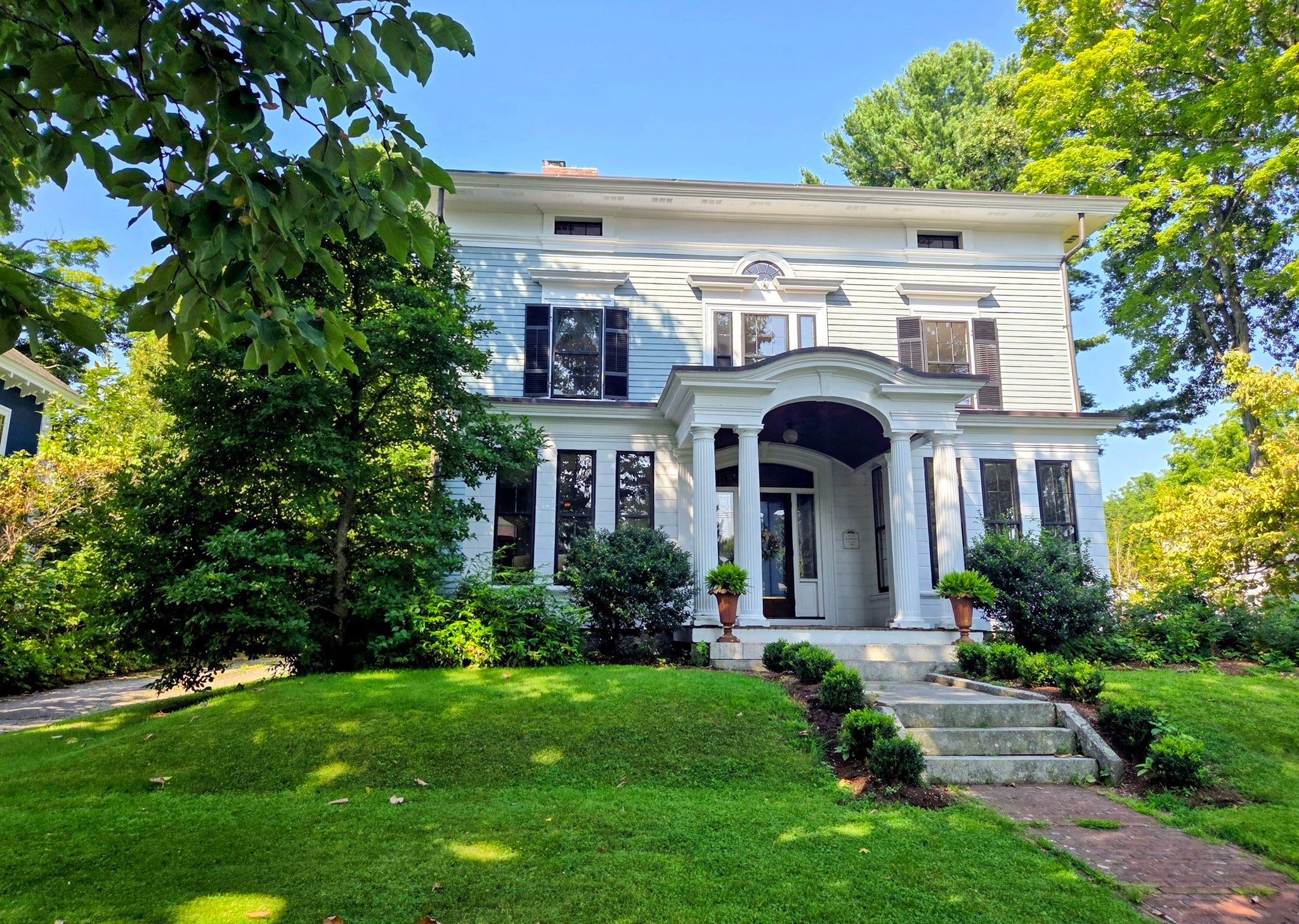 14 South St, Grafton MA 01519