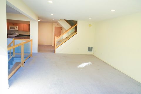 145 Captain Eames Cir 145 Ashland MA 01721