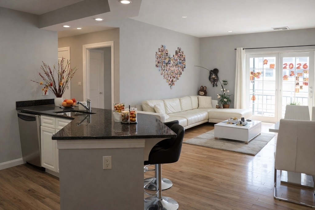 501 Commerce Dr 4-308