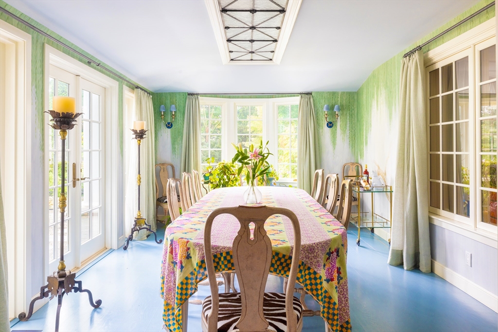 540 Chestnut Hill Ave