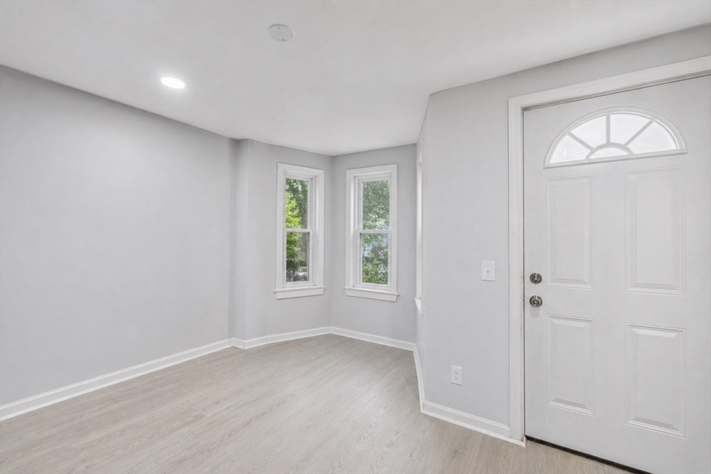 14 Condon St