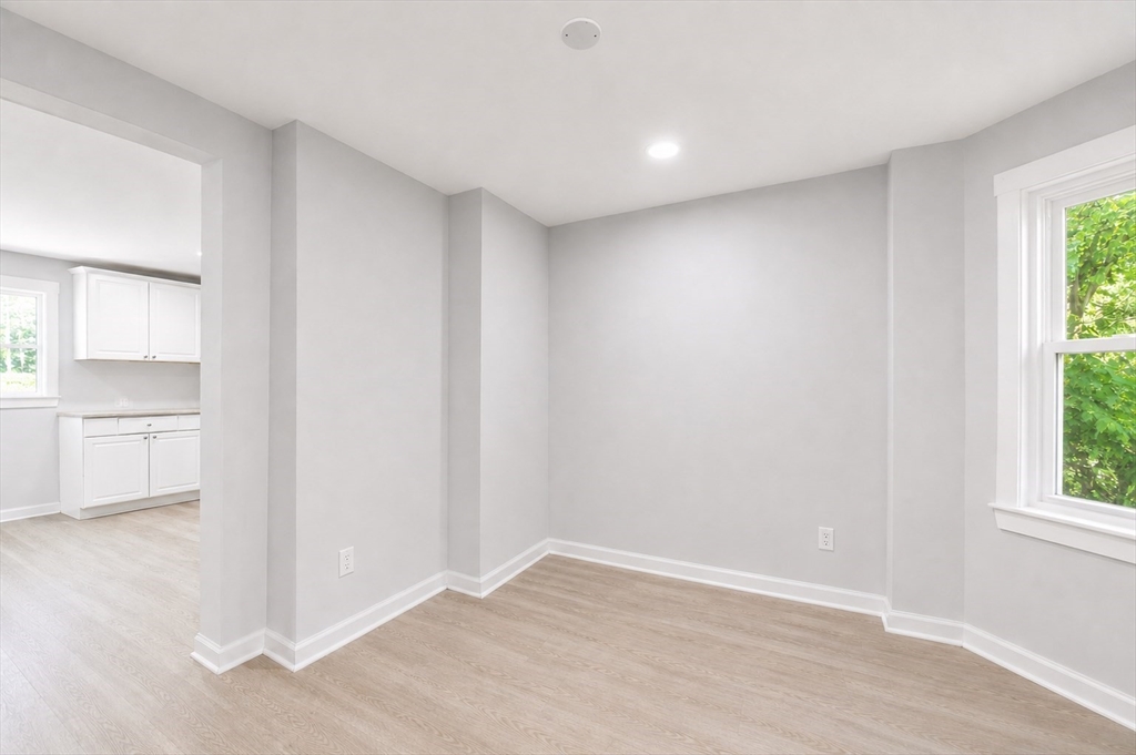 14 Condon St