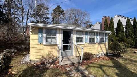 Photo of 28 Stillman St, Weymouth, MA 02189 (MLS # 73491986)