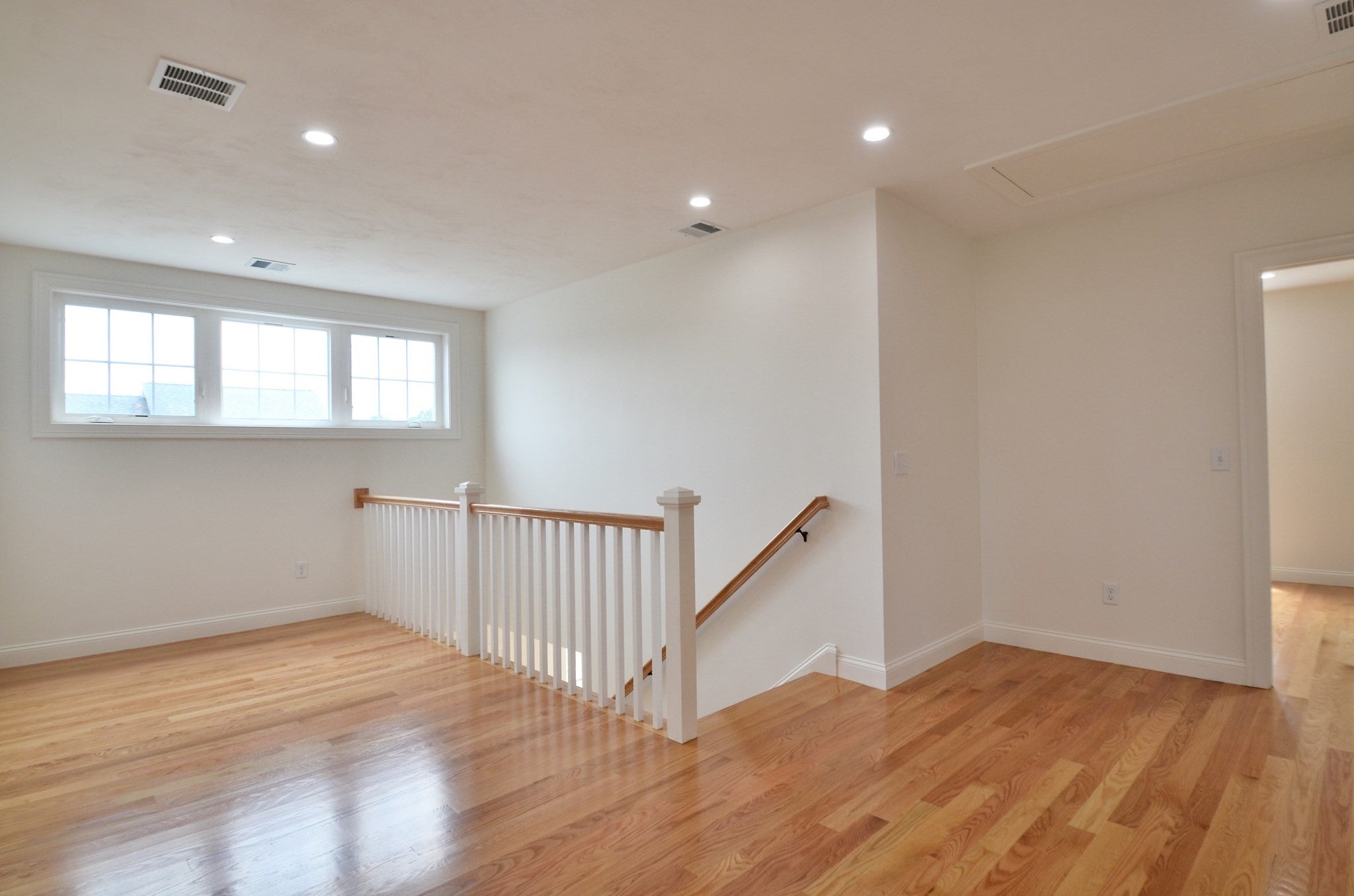 21C Crownshield #21C, Uxbridge, MA, 21C Crownshield #21C, Uxbridge, MA Photo #11
