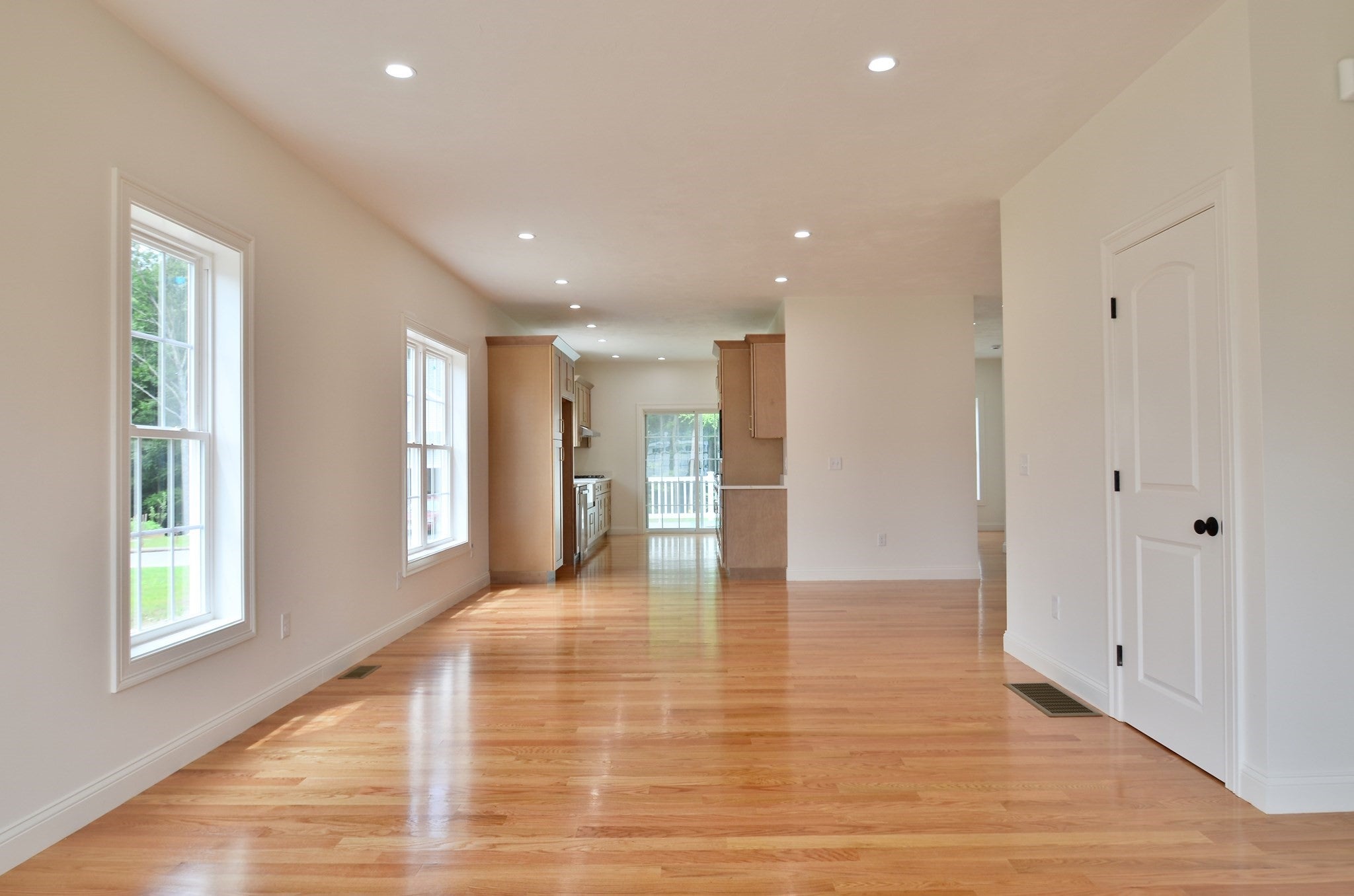 21C Crownshield #21C, Uxbridge, MA, 21C Crownshield #21C, Uxbridge, MA Photo #9
