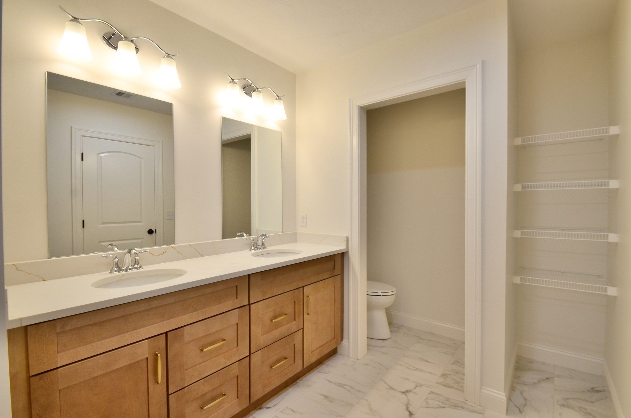 21C Crownshield #21C, Uxbridge, MA, 21C Crownshield #21C, Uxbridge, MA Photo #18
