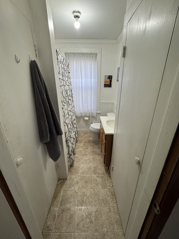 Attleboro, Massachusetts 02703, United States, 2 Bedrooms Bedrooms, ,1 BathroomBathrooms,Residential,Active,111947