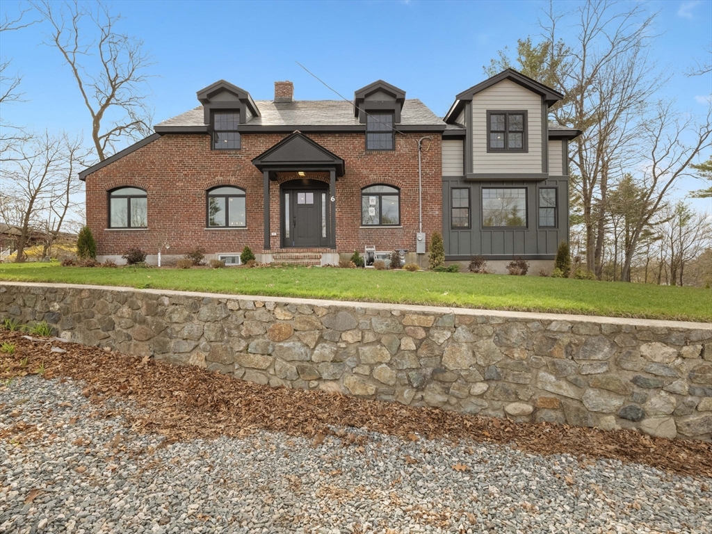 6 Lovis Avenue