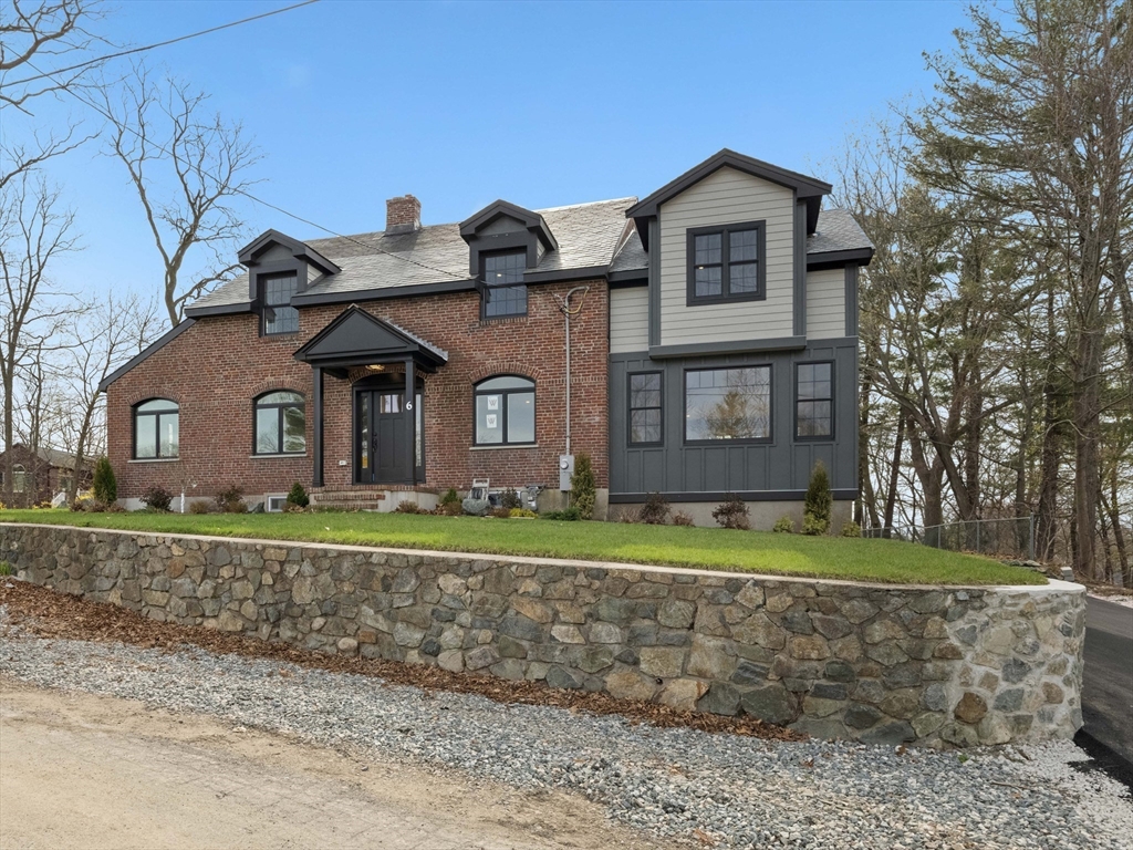 6 Lovis Avenue