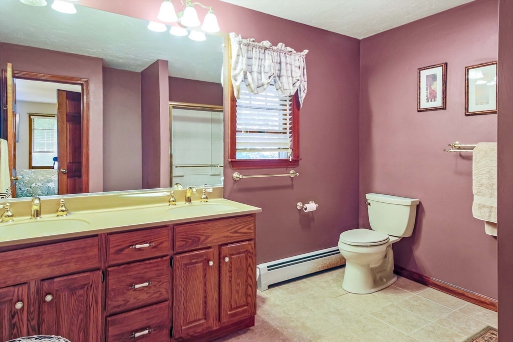 8 Tattan Farm Rd, Worcester, MA, 8 Tattan Farm Rd, Worcester, MA Photo #23