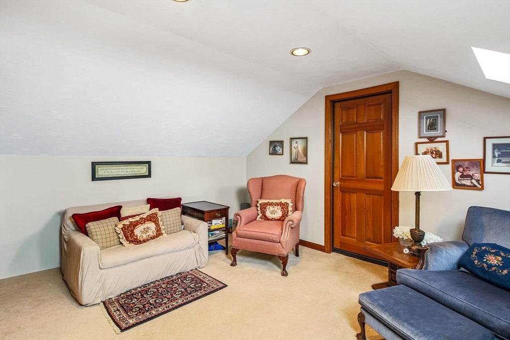 8 Tattan Farm Rd, Worcester, MA, 8 Tattan Farm Rd, Worcester, MA Photo #20