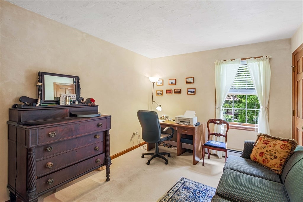 8 Tattan Farm Rd, Worcester, MA, 8 Tattan Farm Rd, Worcester, MA Photo #25