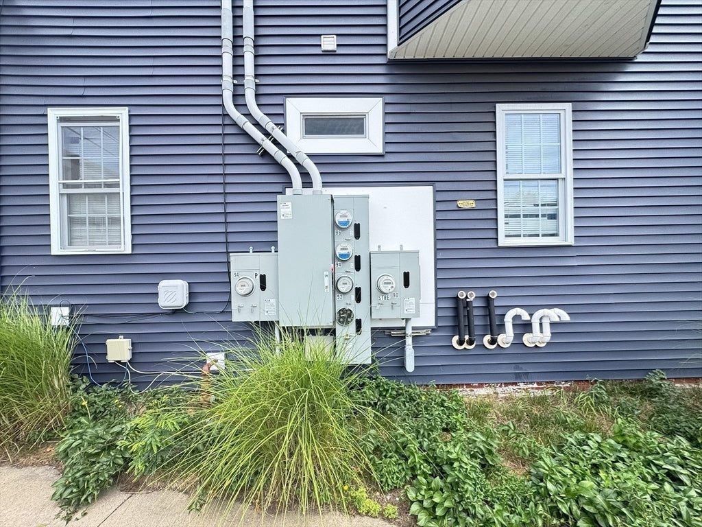 90 Essex St, Lynn, MA Photo #5
