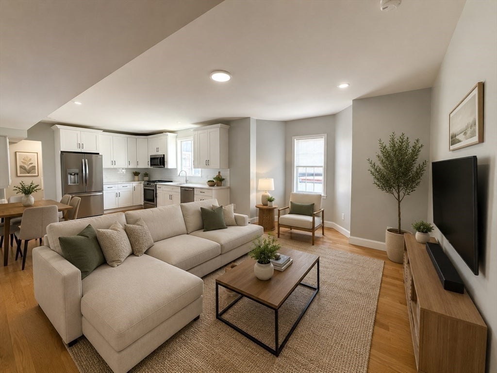90 Essex St, Lynn, MA Photo #10