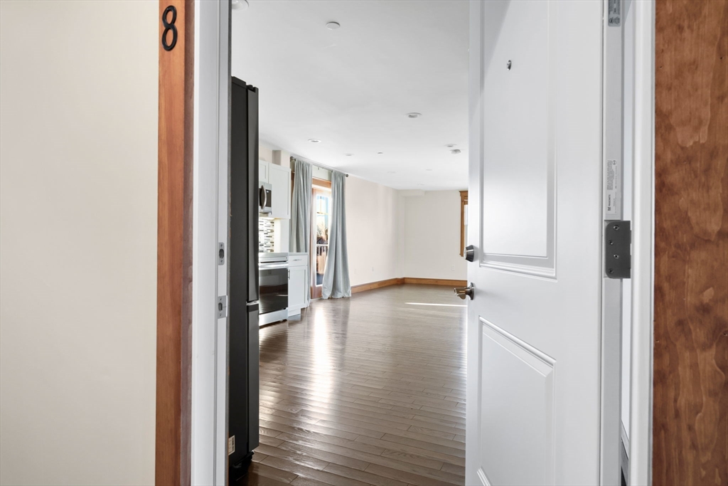 44 Maple St 8