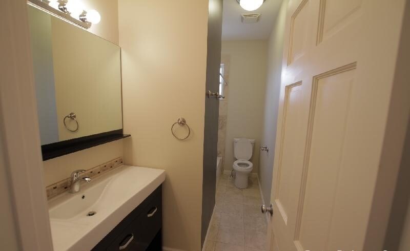 110 Chester St #1