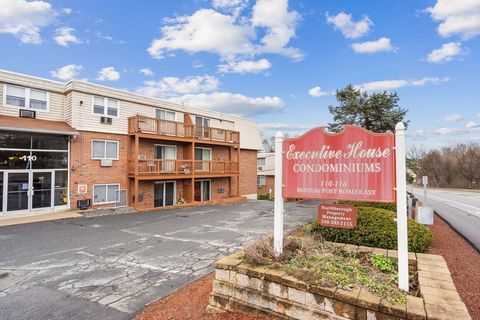 Photo of 110 Boston Post Rd E Rd #202, Marlborough, MA 01752 (MLS # 73502243)