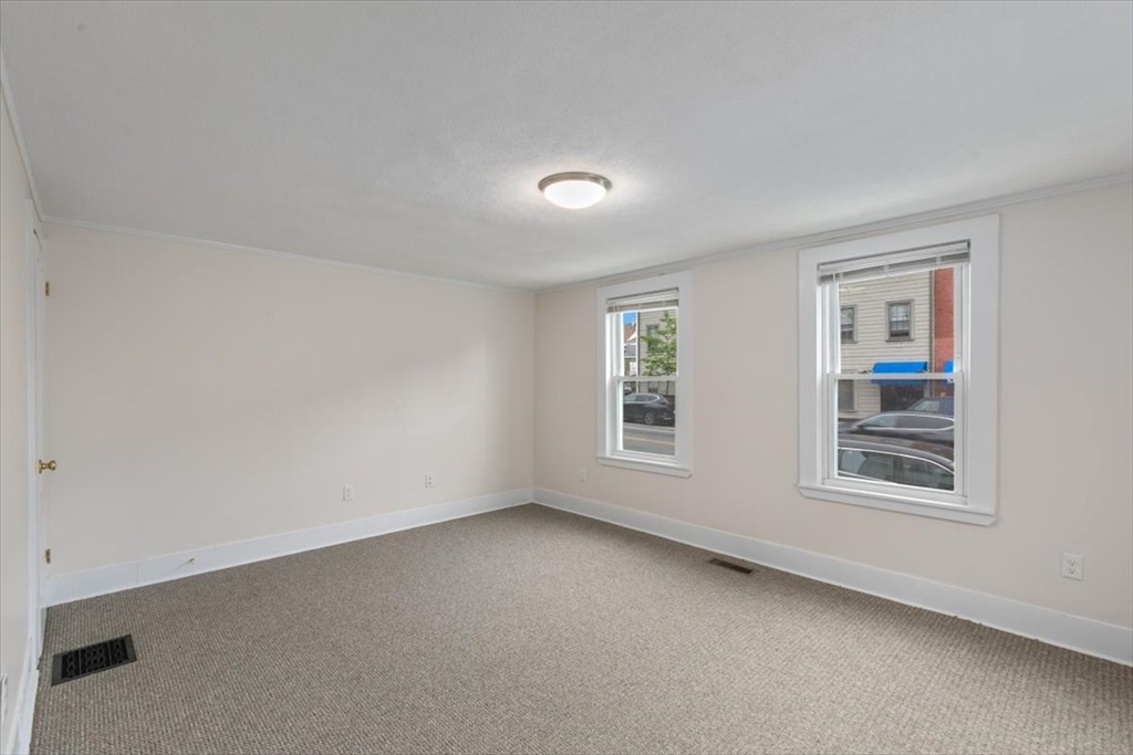 16 Rantoul St