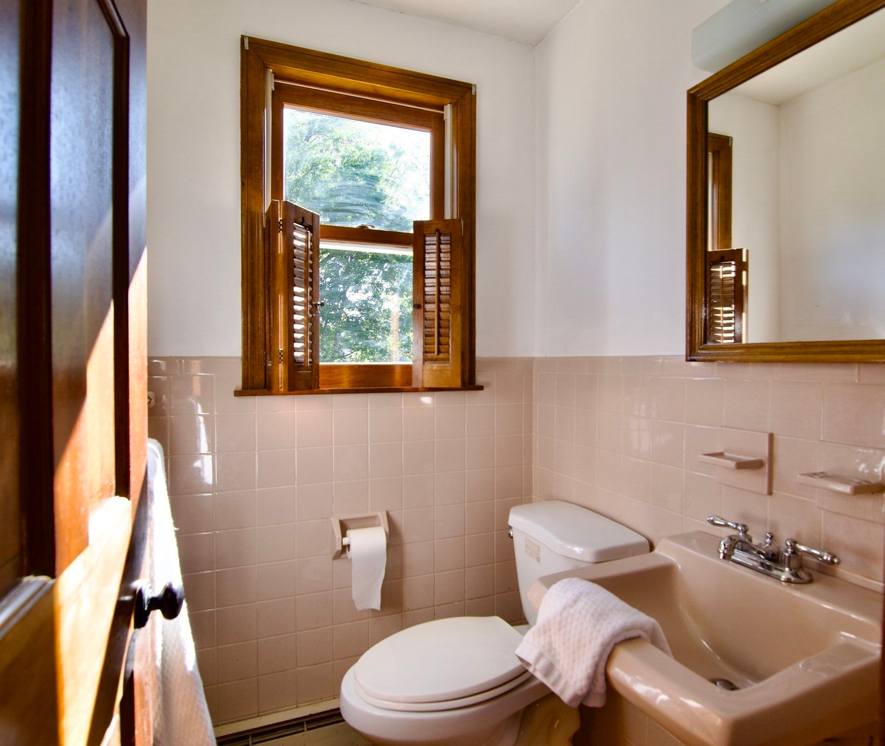 21 Carmel Ln, Agawam, MA Photo #23