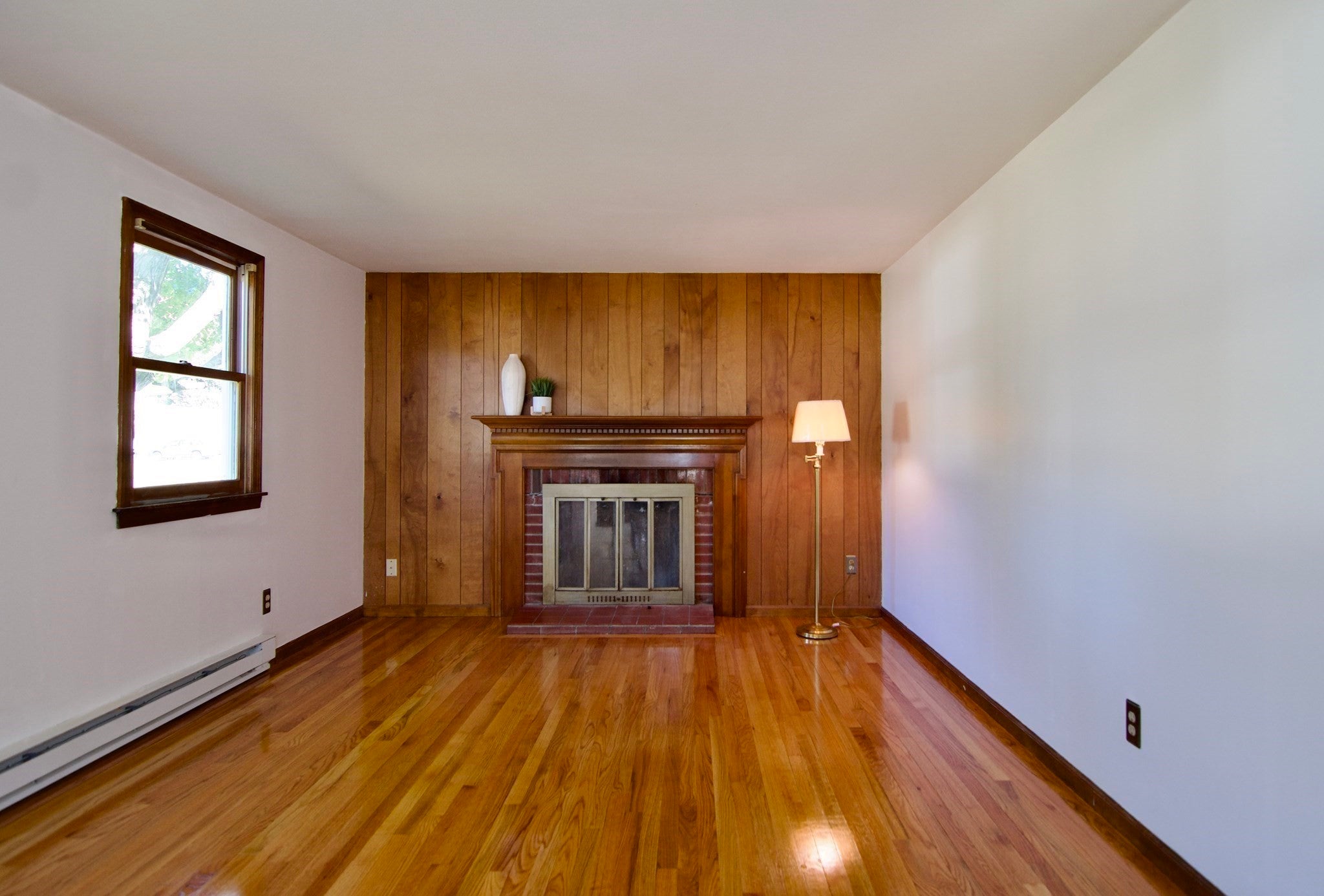21 Carmel Ln, Agawam, MA Photo #3