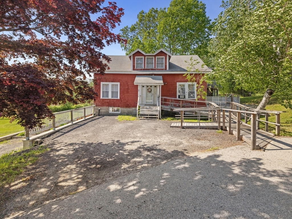 2 Woodcliffe Ave