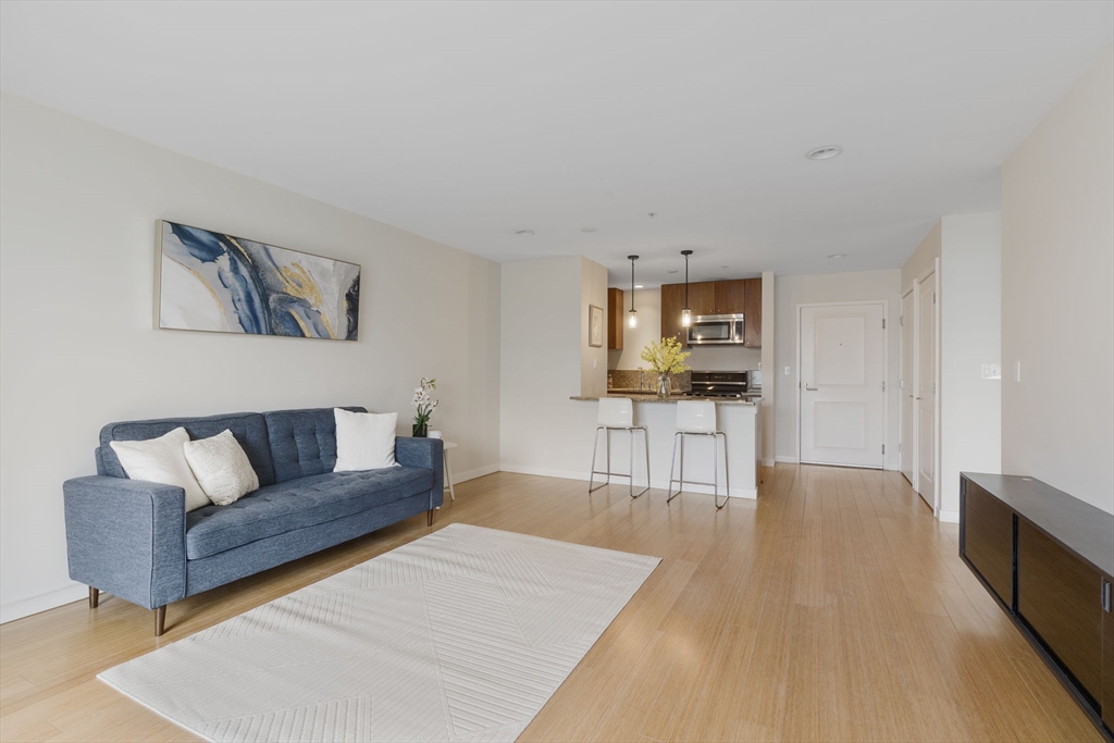 16 Miner St 506