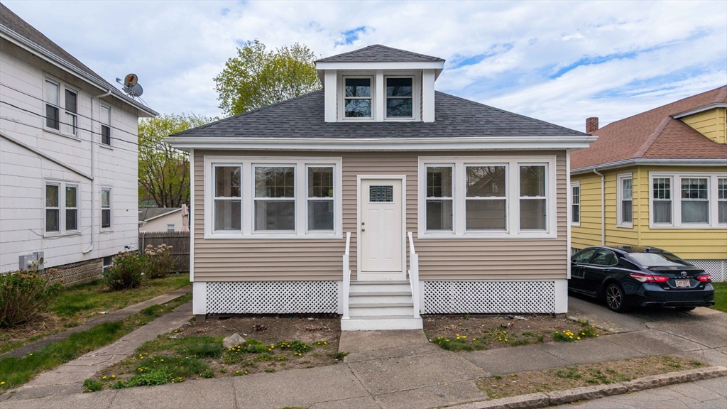 493 Chancery St