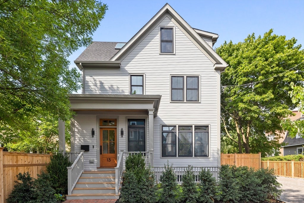 Photo of 13 Hubbard Avenue, Cambridge, MA