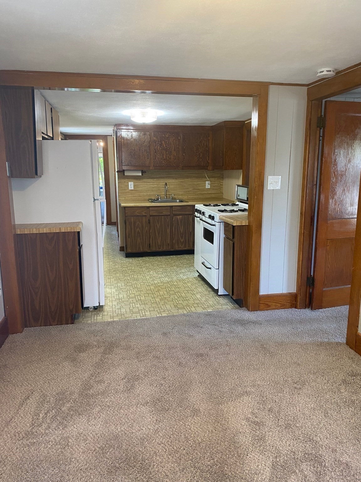21 Plainfield Ave 2