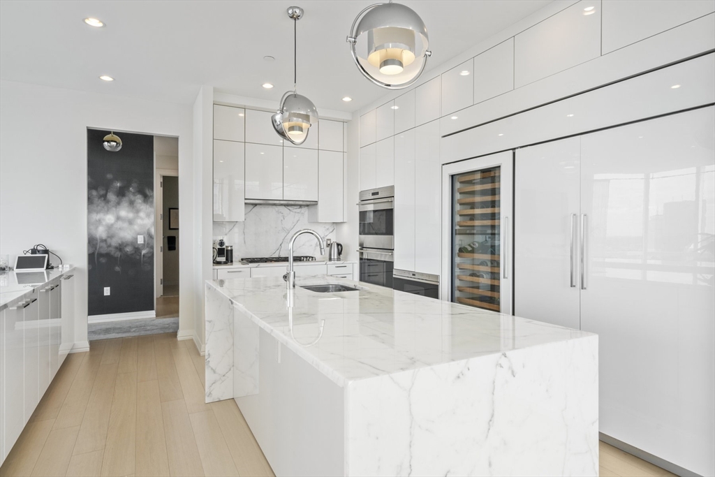 1 Franklin Street 4906