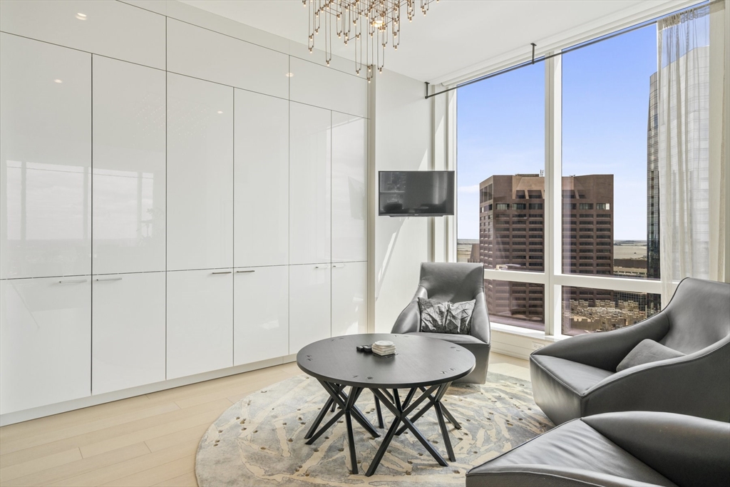 1 Franklin Street 4906