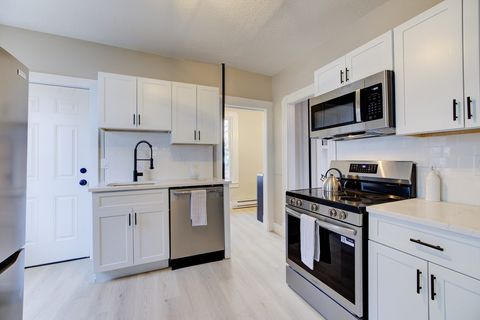 Photo of 27 Ormond St, Springfield, MA 01108 (MLS # 73469077)