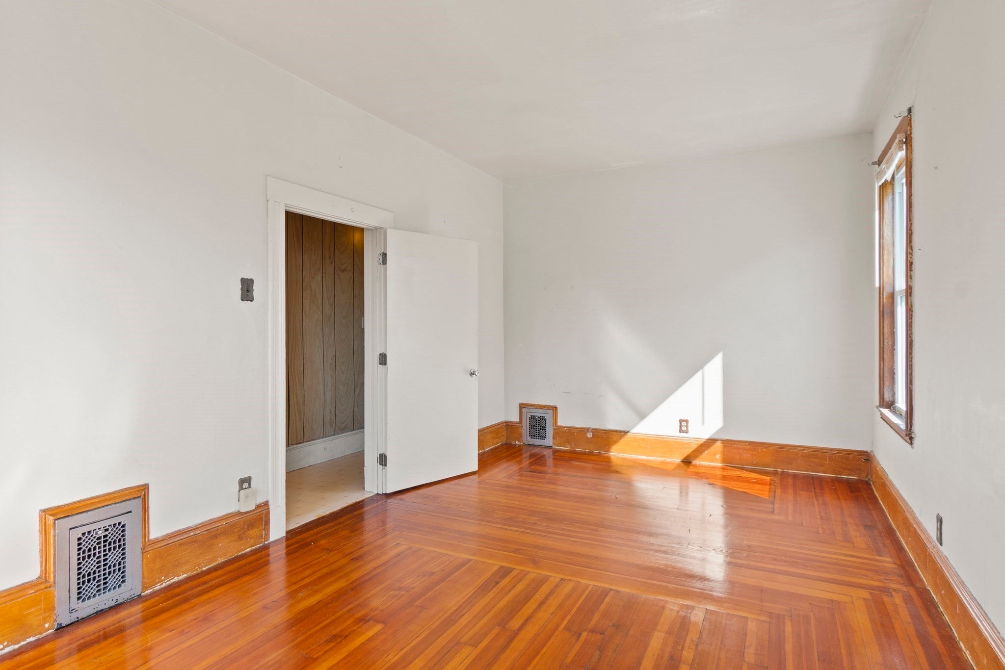 22 Arlington Avenue, Revere, MA, 22 Arlington Avenue, Revere, MA Photo #25