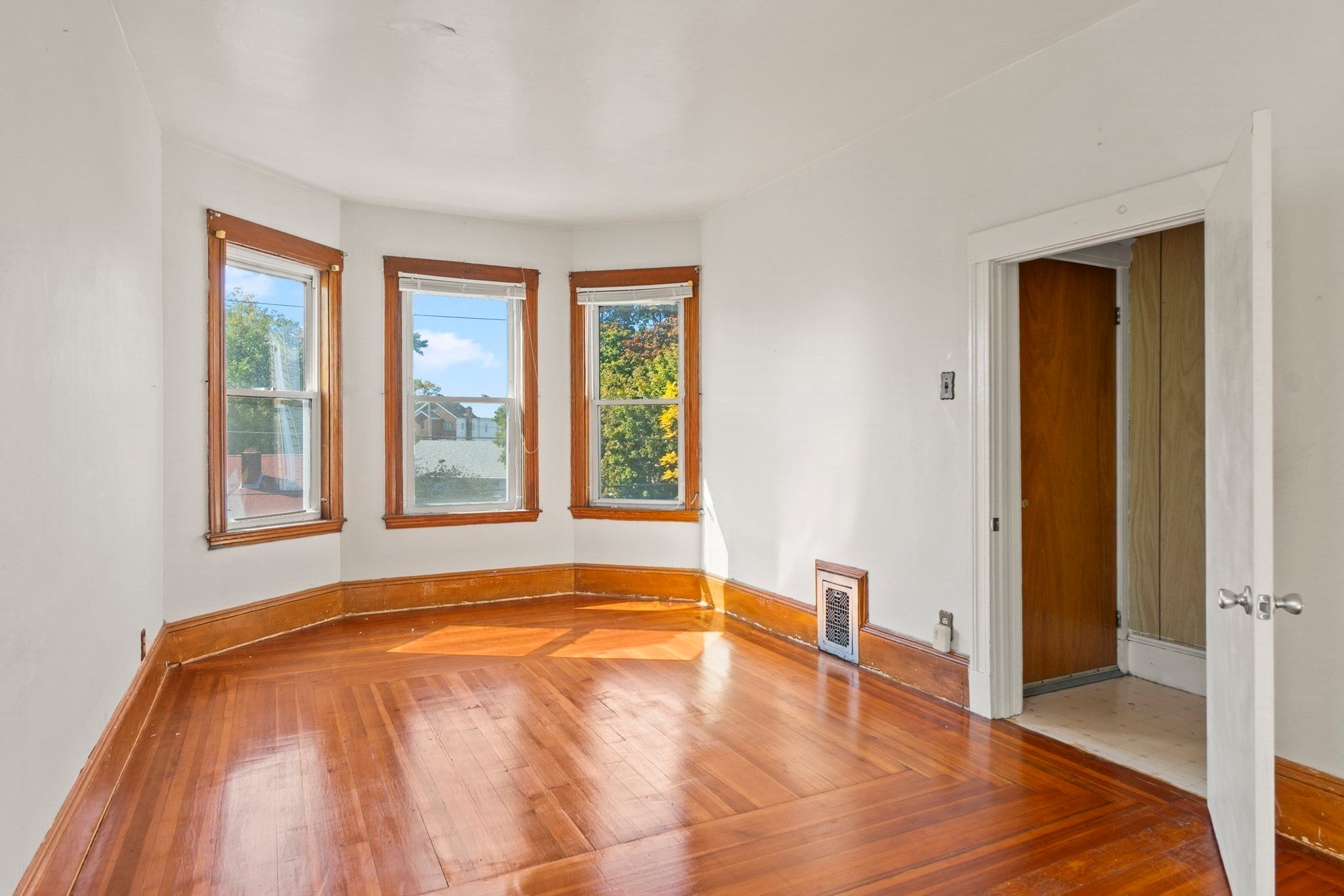 22 Arlington Avenue, Revere, MA, 22 Arlington Avenue, Revere, MA Photo #24