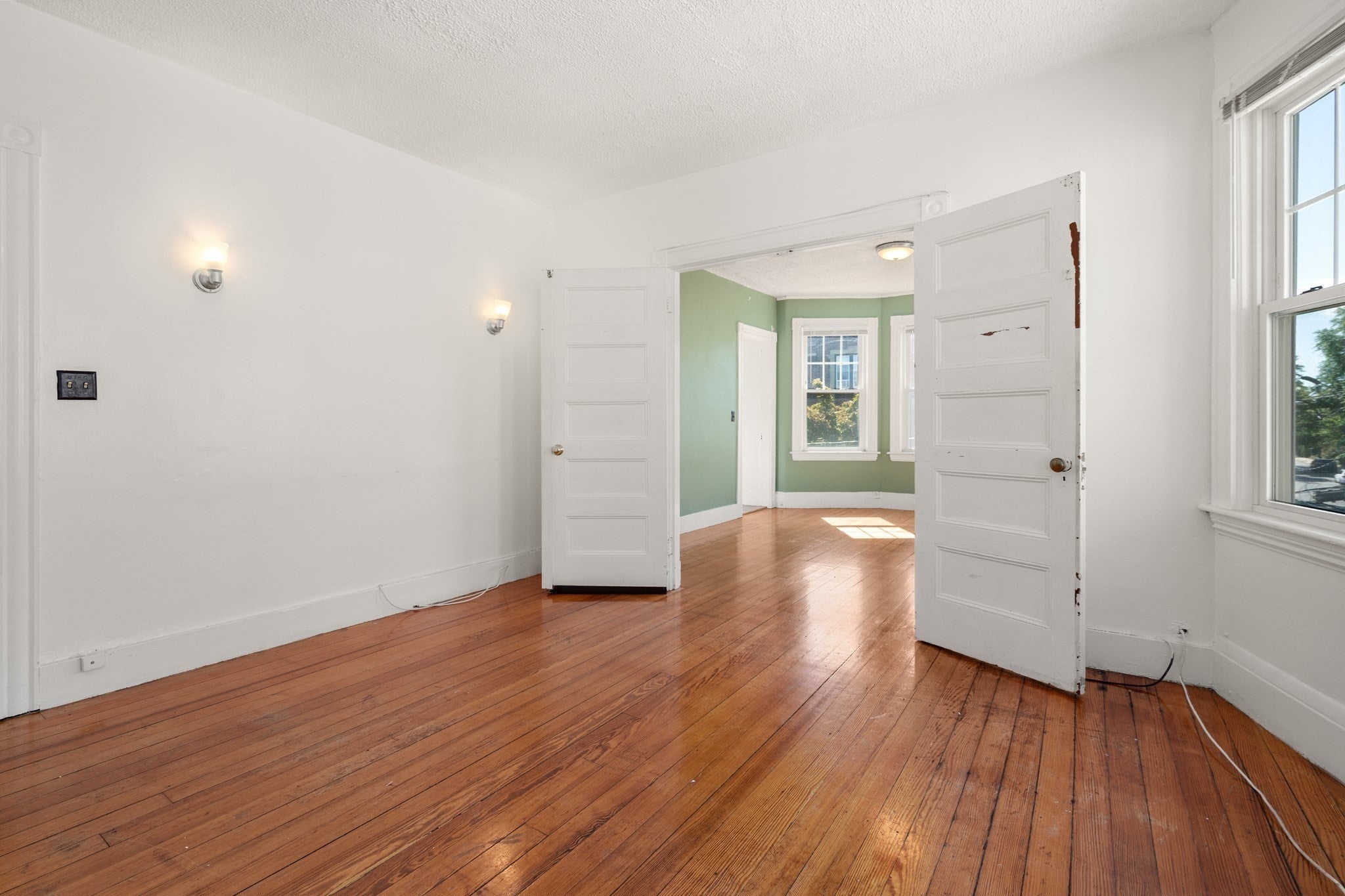 83 Francis St #5, Brookline, MA, 83 Francis St #5, Brookline, MA Photo #4