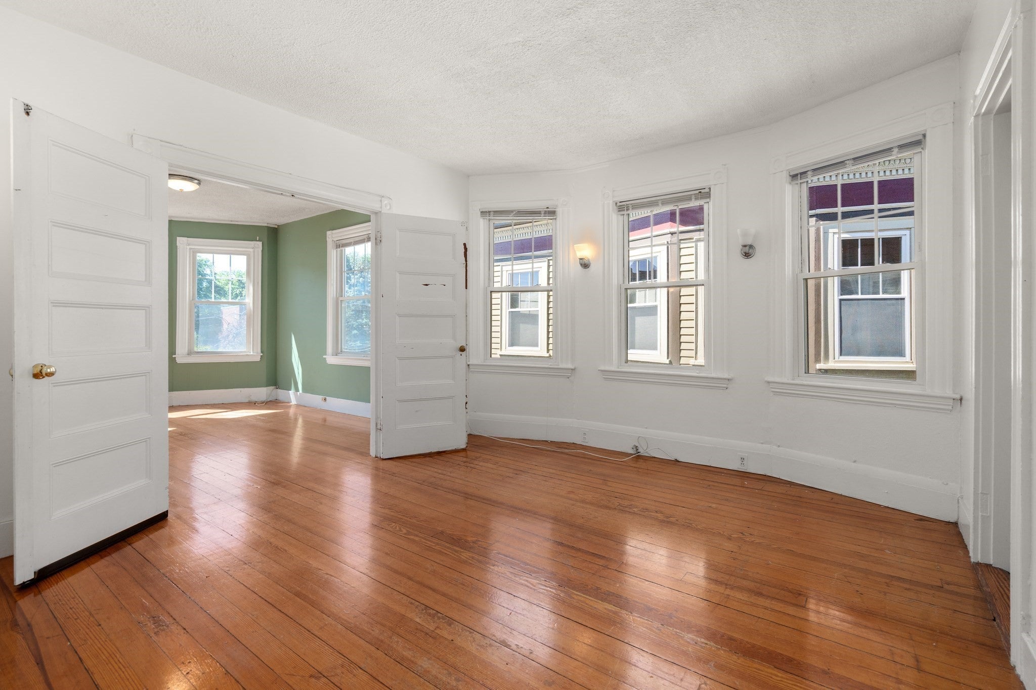 83 Francis St #5, Brookline, MA, 83 Francis St #5, Brookline, MA Photo #2