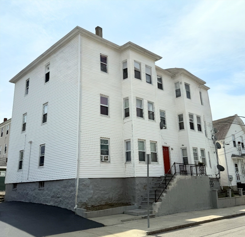 274 Harrison St