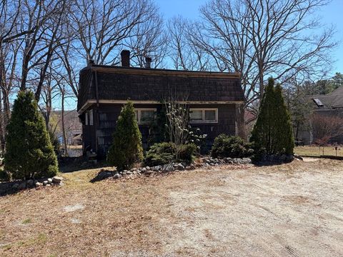 Photo of 133 Lakeshore Dr, Blackstone, MA 01504 (MLS # 73500822)