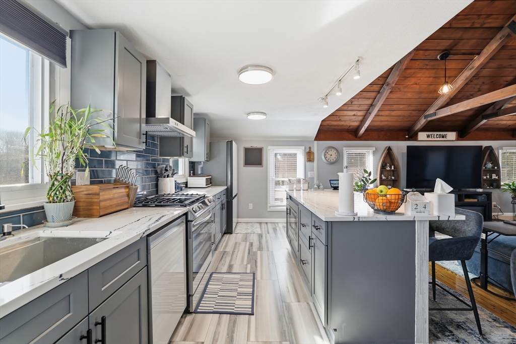 350 Sconticut Neck Rd