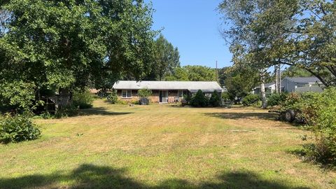 139 Geralynn Dr Brockton MA 02302