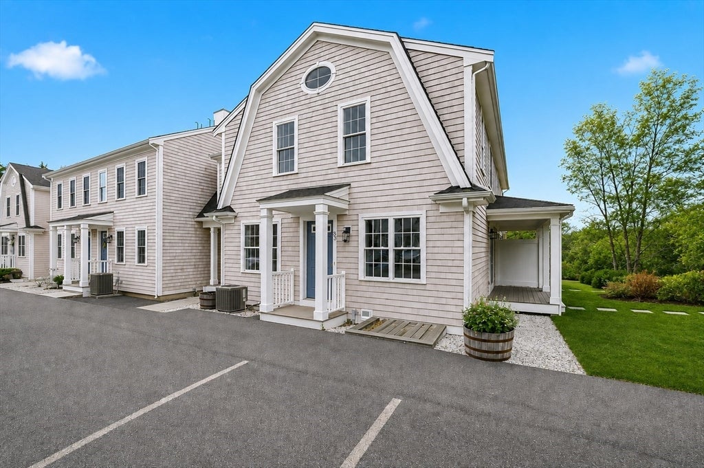 Photo of 138 Elm Street, Kingston, MA