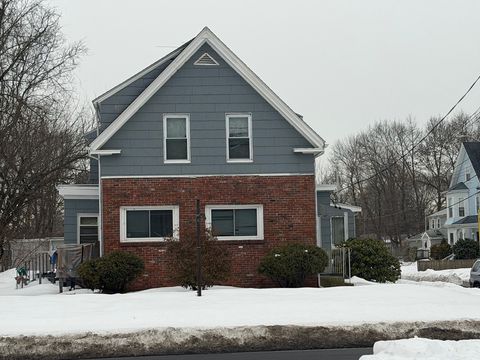 436 Pleasant St Brockton MA 02301