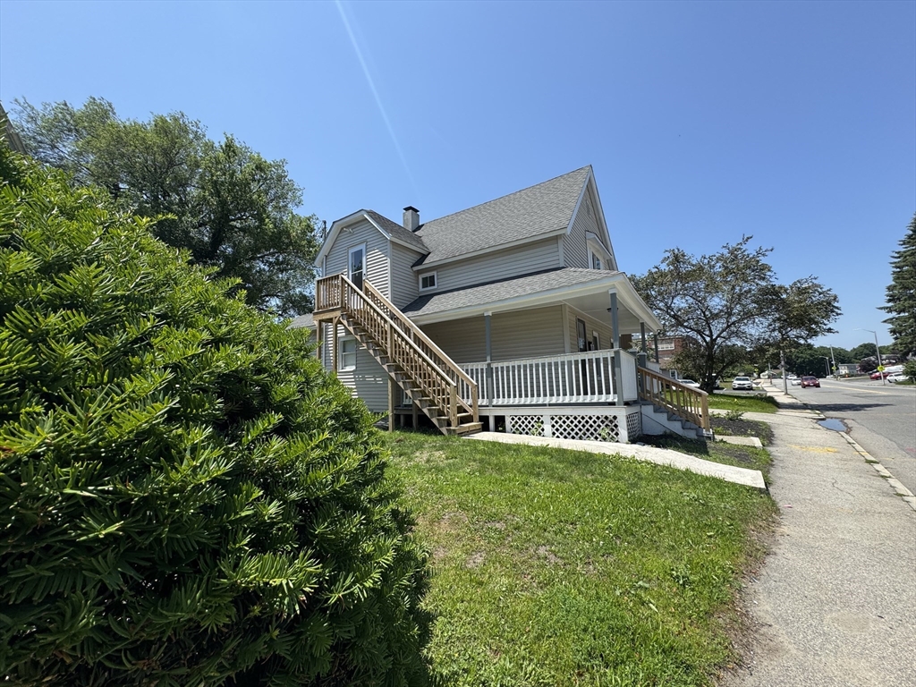 94 Massasoit Rd