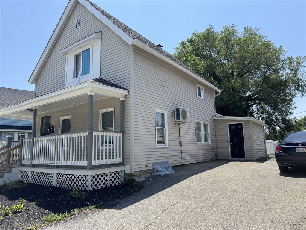 94 Massasoit Rd