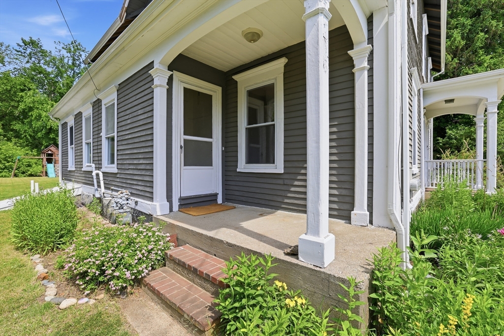 541 Bedford St
