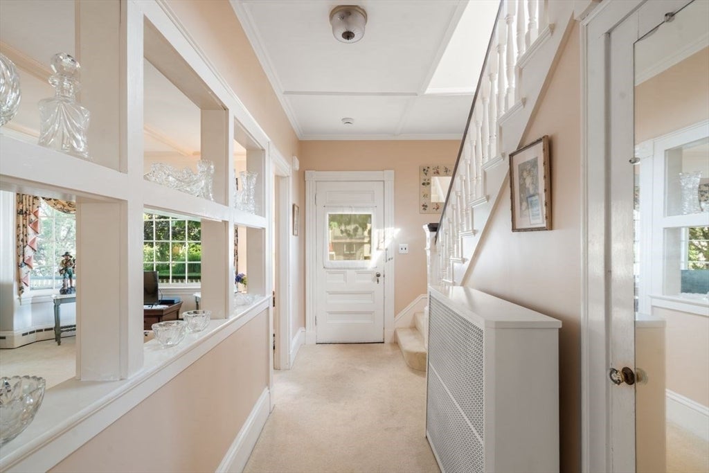 11 Hampden Street, Swampscott, MA Photo #4