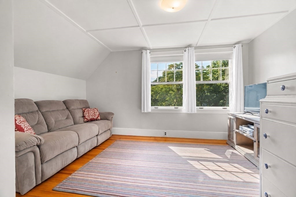 11 Hampden Street, Swampscott, MA Photo #21